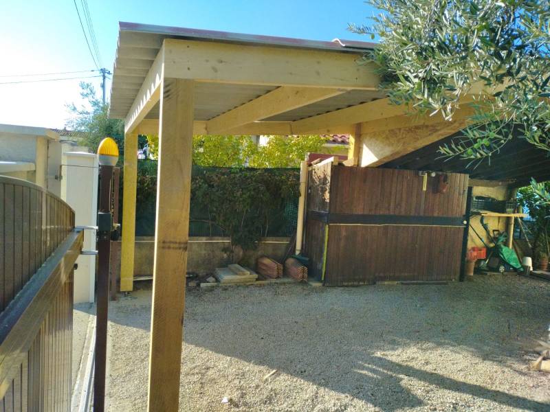 abris de voiture en plaques de ciment 