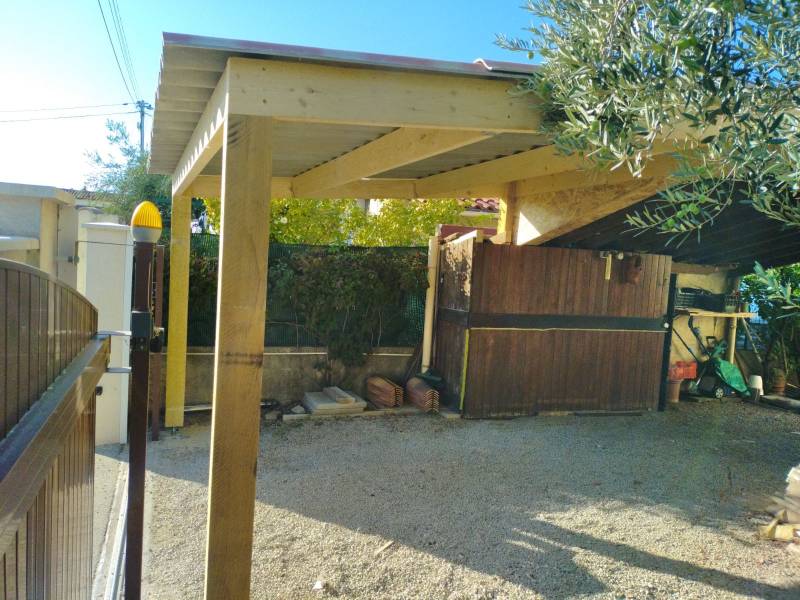 abris de voiture en bois 