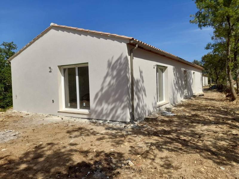 Villas sur Mirabeau construite par bati rodrigues 